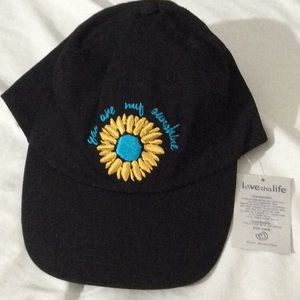 3/$25🌹Love 💕 This Life Hat “You are my Sunshine”